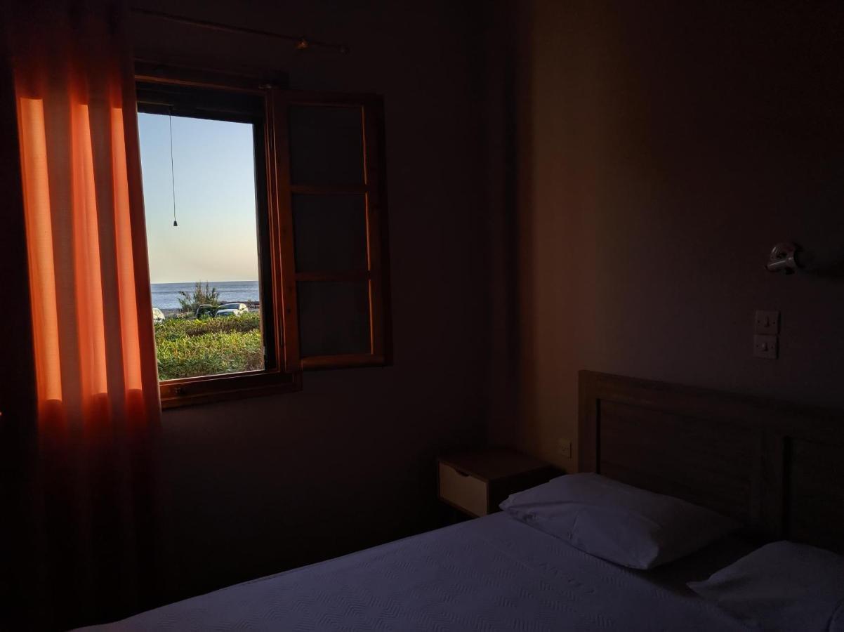 Tramonto Nel Delfini Apartment Kini Luaran gambar