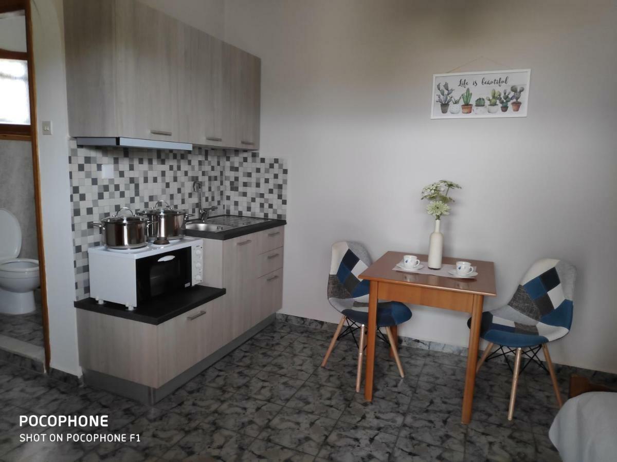 Tramonto Nel Delfini Apartment Kini Luaran gambar
